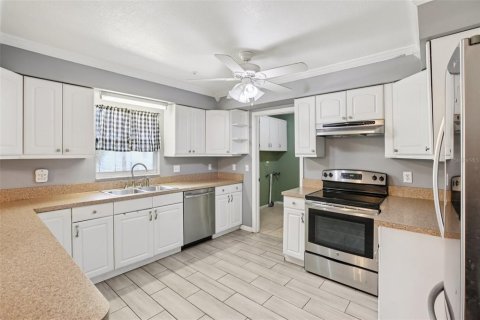 Villa ou maison à vendre à Dundee, Floride: 3 chambres, 186.55 m2 № 1912064 - photo 5