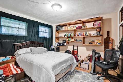 Villa ou maison à vendre à Pembroke Pines, Floride: 4 chambres, 169.08 m2 № 1964323 - photo 15