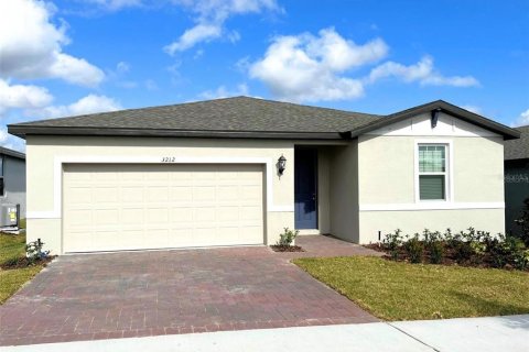 House in Haines City, Florida 4 bedrooms, 169.36 sq.m. № 2235803
