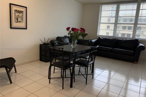 Condo in Miami Beach, Florida № 1985020 - photo 5
