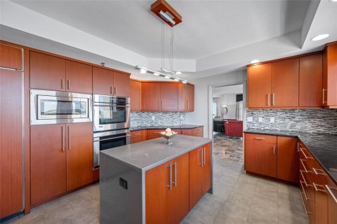 Купить кондоминиум в Сент-Питерсберг, Флорида 12 комнат, 292.64м2, № 1916299 - фото 17