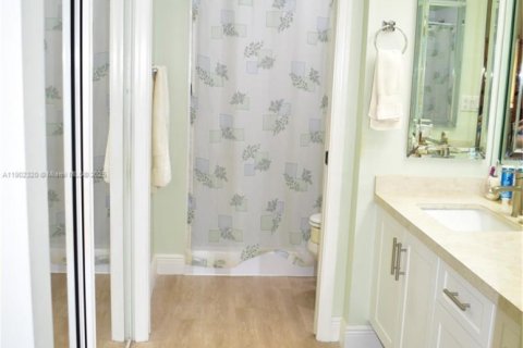 Condominio en venta en Tamarac, Florida, 2 dormitorios, 112.88 m2 № 1953832 - foto 17