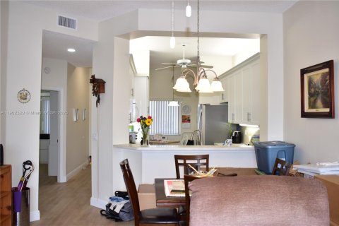 Condominio en venta en Tamarac, Florida, 2 dormitorios, 112.88 m2 № 1953832 - foto 24