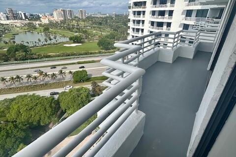 Condominio en venta en Aventura, Florida, 2 dormitorios, 109.72 m2 № 2272304 - foto 22