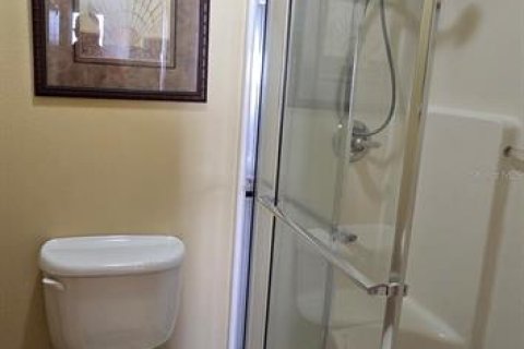 Снять в аренду виллу или дом в Те-Виллиджис, Флорида 1 комната, 110.37м2, № 2108682 - фото 10