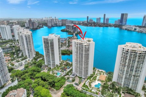 Copropriété à vendre à Aventura, Floride: 2 chambres, 177.26 m2 № 2244260 - photo 5