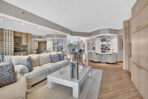 Copropriété à vendre à Aventura, Floride: 2 chambres, 177.26 m2 № 2244260 - photo 18