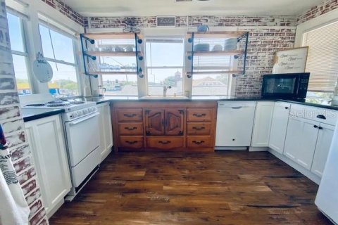Appartement à louer à Saint Petersburg, Floride: 2 chambres, 88.26 m2 № 1734324 - photo 6