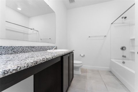 House in Davenport, Florida 4 bedrooms, 216.74 sq.m. № 1883157 - photo 29