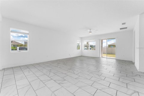 Casa en venta en Davenport, Florida, 4 dormitorios, 216.74 m2 № 1883157 - foto 20