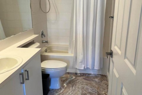 Condominio en alquiler en West Palm Beach, Florida, 2 dormitorios, 104.05 m2 № 1207297 - foto 1