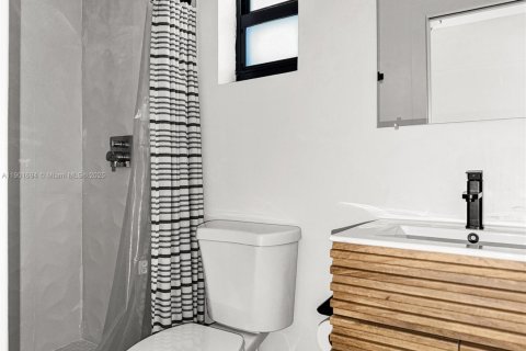 House in Wilton Manors, Florida 1 bedroom № 1954224 - photo 7