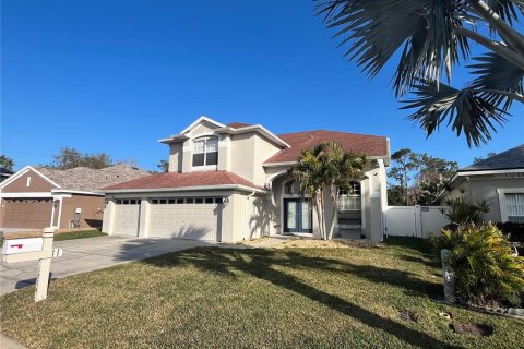Villa ou maison à vendre à Holiday, Floride: 5 chambres, 285.4 m2 № 2143636 - photo 2