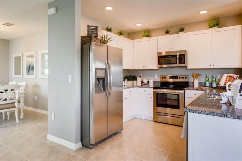 Casa en venta en Haines City, Florida, 3 dormitorios, 139.73 m2 № 1900766 - foto 8