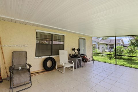 Casa en venta en Port St. Lucie, Florida, 3 dormitorios, 136.94 m2 № 2173566 - foto 6