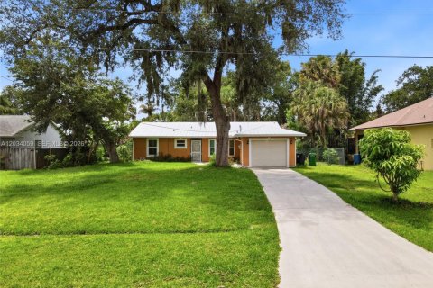 Casa en venta en Port St. Lucie, Florida, 3 dormitorios, 136.94 m2 № 2173566 - foto 3
