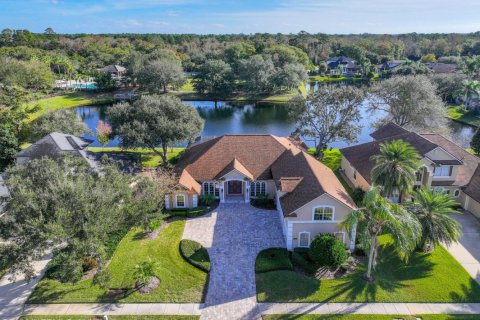 House in Jacksonville, Florida 4 bedrooms, 311.78 sq.m. № 889583 - photo 1