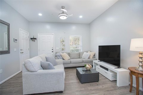 Adosado en venta en Orlando, Florida, 5 dormitorios, 188.03 m2 № 2116818 - foto 9