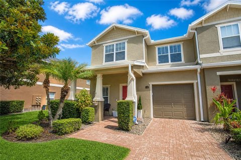Adosado en venta en Orlando, Florida, 5 dormitorios, 188.03 m2 № 2116818 - foto 2