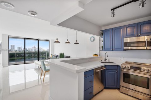 Condo à Aventura, Floride, 1 chambre  № 2039177