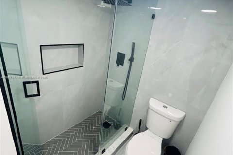 Condominio en alquiler en Sunny Isles Beach, Florida, 1 dormitorio, 71.26 m2 № 1887671 - foto 6