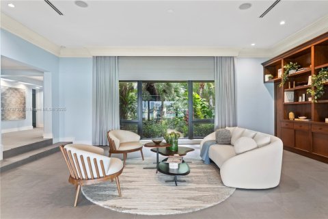 Casa en venta en Miami Beach, Florida, 3 dormitorios, 411.93 m2 № 2016014 - foto 21