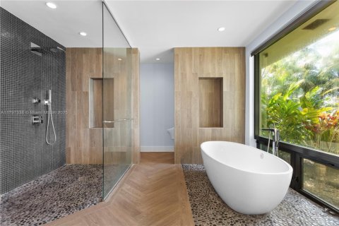 Casa en venta en Miami Beach, Florida, 3 dormitorios, 411.93 m2 № 2016014 - foto 23