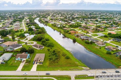 Terreno en venta en Port St. Lucie, Florida № 1932526 - foto 13