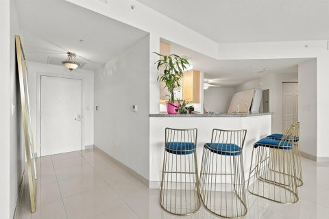 Copropriété à vendre à Hollywood, Floride: 2 chambres, 167.22 m2 № 2397589 - photo 3
