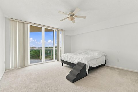 Copropriété à vendre à Hollywood, Floride: 2 chambres, 167.22 m2 № 2397589 - photo 20