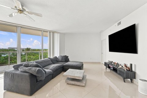 Copropriété à vendre à Hollywood, Floride: 2 chambres, 167.22 m2 № 2397589 - photo 6