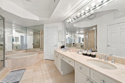 Copropriété à vendre à Hollywood, Floride: 2 chambres, 167.22 m2 № 2397589 - photo 22