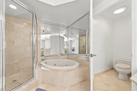 Copropriété à vendre à Hollywood, Floride: 2 chambres, 167.22 m2 № 2397589 - photo 24
