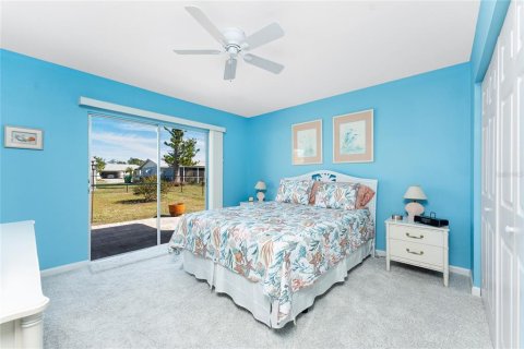 House in Port Charlotte, Florida 3 bedrooms, 127.28 sq.m. № 1513627 - photo 22