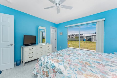 House in Port Charlotte, Florida 3 bedrooms, 127.28 sq.m. № 1513627 - photo 24