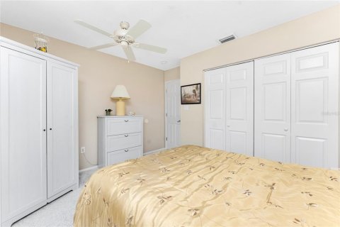 House in Port Charlotte, Florida 3 bedrooms, 127.28 sq.m. № 1513627 - photo 19