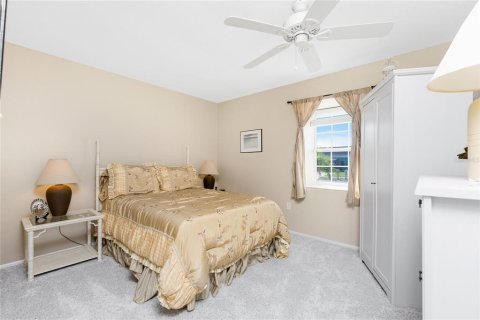 House in Port Charlotte, Florida 3 bedrooms, 127.28 sq.m. № 1513627 - photo 17