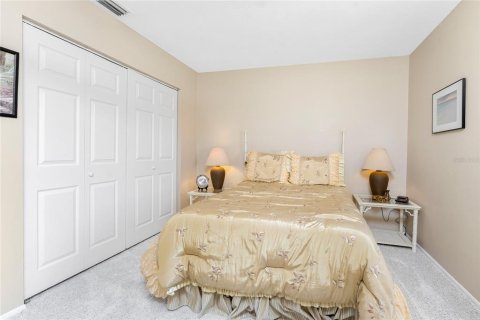 House in Port Charlotte, Florida 3 bedrooms, 127.28 sq.m. № 1513627 - photo 18