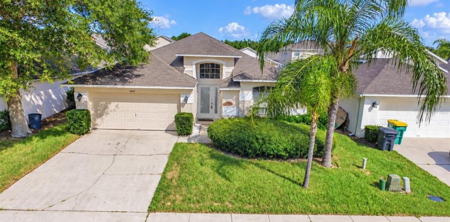 Villa ou maison à Kissimmee, Floride 4 chambres, 154.87 m2 № 2377554
