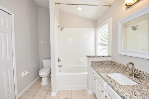 Villa ou maison à louer à Kissimmee, Floride: 4 chambres, 154.87 m2 № 2377554 - photo 7