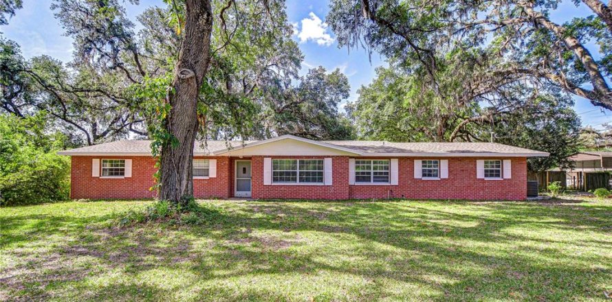 Casa en Zephyrhills, Florida 3 dormitorios, 146.79 m2 № 1654497