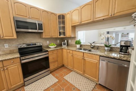 Casa en venta en Deerfield Beach, Florida, 2 dormitorios, 127.09 m2 № 2062272 - foto 5