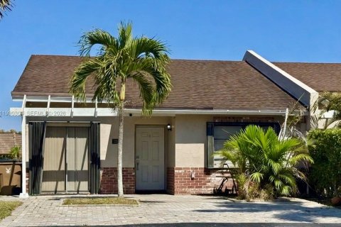 Casa en Deerfield Beach, Florida 2 dormitorios, 127.09 m2 № 2062272