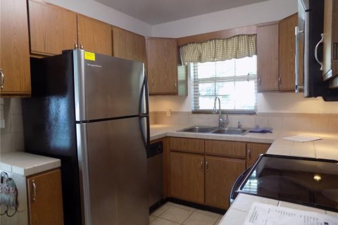 House in Mount Dora, Florida 2 bedrooms, 125.05 sq.m. № 1686512 - photo 3