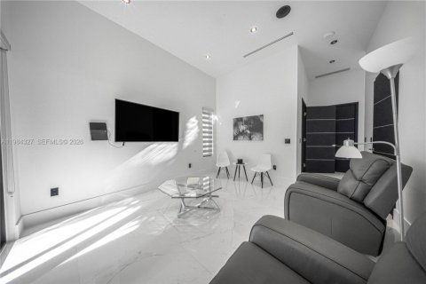 Купить виллу или дом в Майами, Флорида 7 спален, 685.99м2, № 2154097 - фото 17