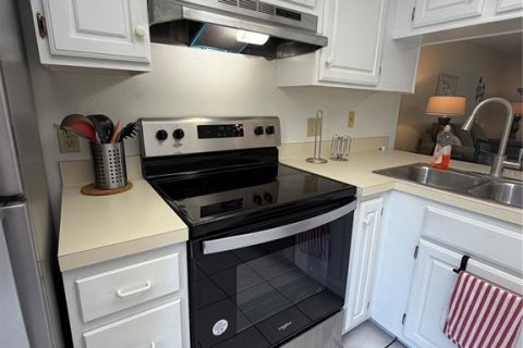 Condo in Oldsmar, Florida, 2 bedrooms  № 2113945 - photo 17