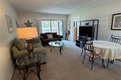 Condo in Oldsmar, Florida, 2 bedrooms  № 2113945 - photo 10