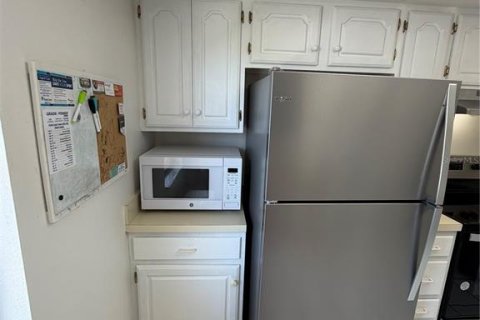 Condo in Oldsmar, Florida, 2 bedrooms  № 2113945 - photo 6