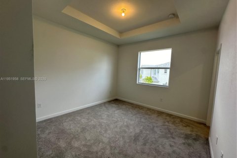 Купить таунхаус в Хомстед, Флорида 3 спальни, 129.41м2, № 2079882 - фото 16