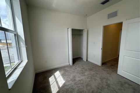 Купить таунхаус в Хомстед, Флорида 3 спальни, 129.41м2, № 2079882 - фото 20